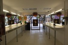 Enlarge photo 24