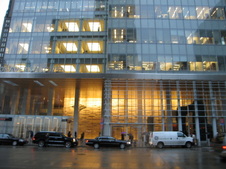 West Side of 6th Ave (42-43) mid-block