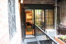 Enlarge photo 11