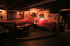 Enlarge photo 18