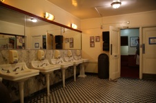 Enlarge photo 92