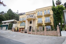 3583 Amesbury Rd