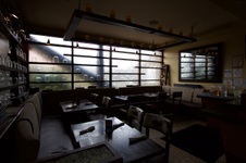 Enlarge photo 8
