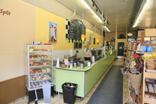 Enlarge photo 22