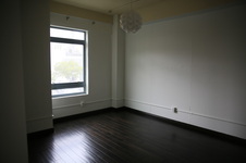 Enlarge photo 44