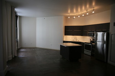 Enlarge photo 26