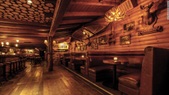RESTAURANTS & BARS