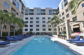 1600 Vine