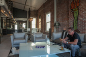 Enlarge photo 12