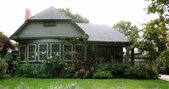 Rhea & Stuart's Craftsman Bungalow 814 N