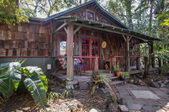 Dean & Jenn's Frogtown Cabin