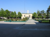 Enlarge photo 1