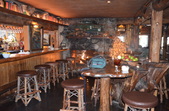 Saddlepeak Lodge