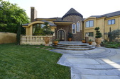 Enlarge photo 1