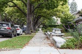 Enlarge photo 1