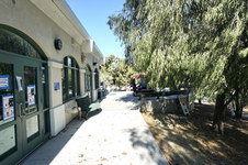 Enlarge photo 1