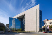 LAPD HEADQUARTERS (EXTERIOR)