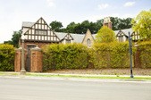 House 7