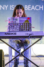 Enlarge photo 63