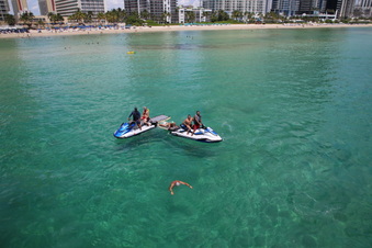 Enlarge photo 21