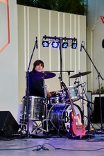 Enlarge photo 16
