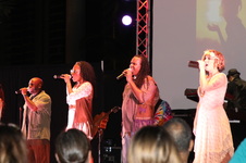 Enlarge photo 32