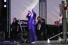 Enlarge photo 16