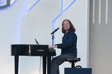 Enlarge photo 22