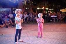 Enlarge photo 53