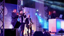 Enlarge photo 2