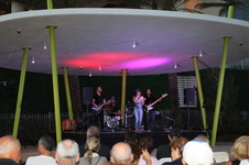Enlarge photo 53