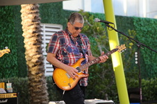 Enlarge photo 18