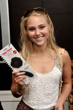 Get Glam; A Fashion Week Lounge Sep 2012