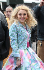 The Carrie Diaries Set Feb 2013
