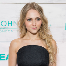 Hair Care Beach Blonde Collection Party