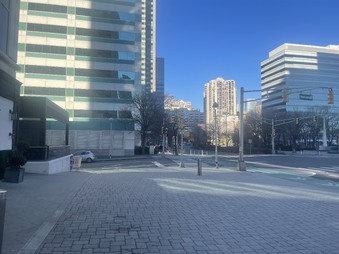 Enlarge photo 35