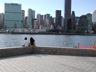 Gantry Plaza State Park