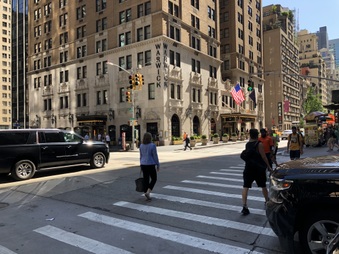 Crosswalk 54th and 6th avenue