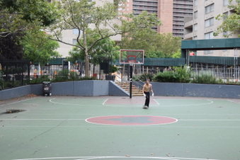 Enlarge photo 137