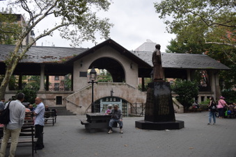 Enlarge photo 159
