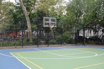 Enlarge photo 32