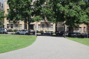 Enlarge photo 23