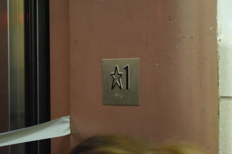 Enlarge photo 1