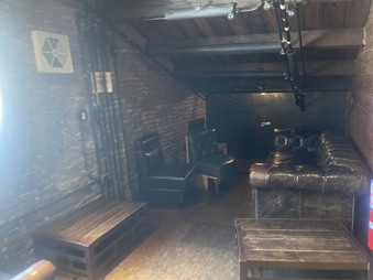 Enlarge photo 32