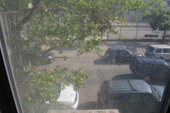 Enlarge photo 19