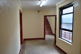 Enlarge photo 2