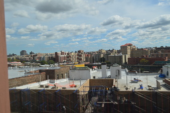 Enlarge photo 38