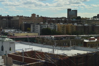 Enlarge photo 89