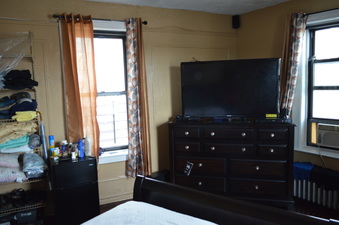 Enlarge photo 83
