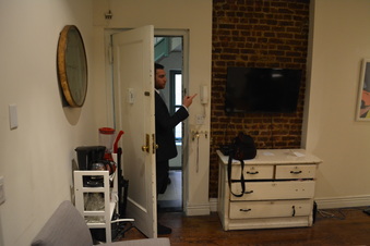 Enlarge photo 11